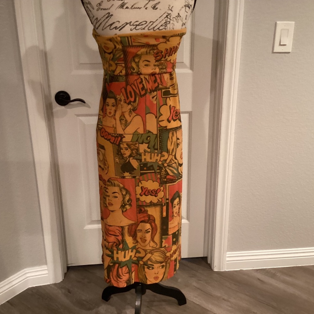 Jin Ping Women Animated Design Dress, Size Medium, Color Orange Multi Color NWT